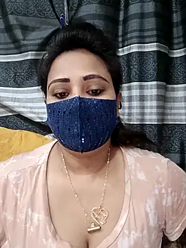 Snapshot of Mow_955 chatting on 11.06.25 Mow 955 online show from 11.06.25