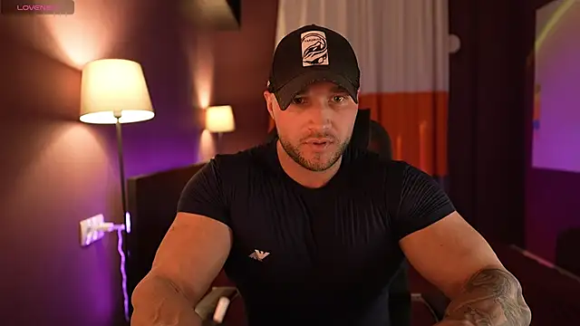 RikAdlerr online show from 04.12.26