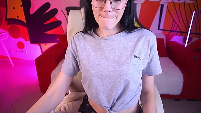 EviLune online show from 03.08.26