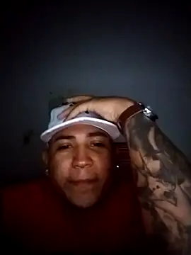 Snapshot of SOY0119DIEGO chatting on 10.01.25 SOY0119DIEGO online show from 10.01.25