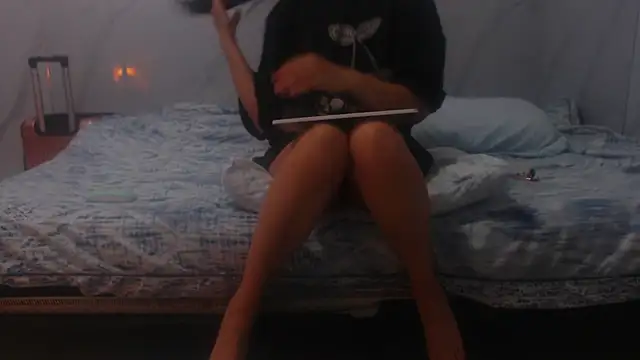 sabrina v  online show from 11.23.25