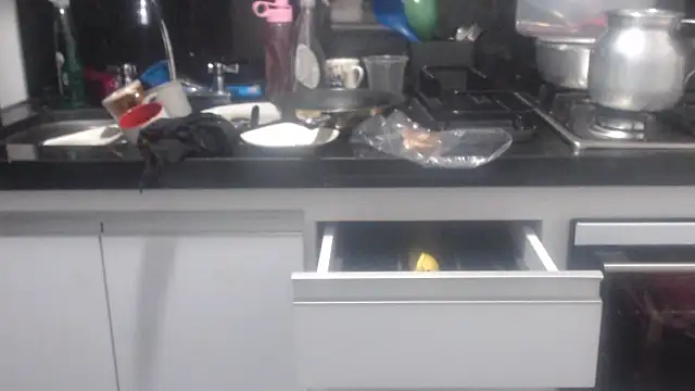 sabrina v  online show from 04.04.26