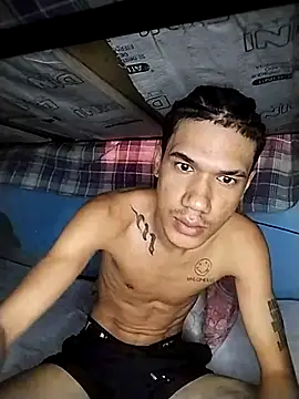 Snapshot of Gabriel_Stone chatting on 11.05.25 Gabriel Stone online show from 11.05.25