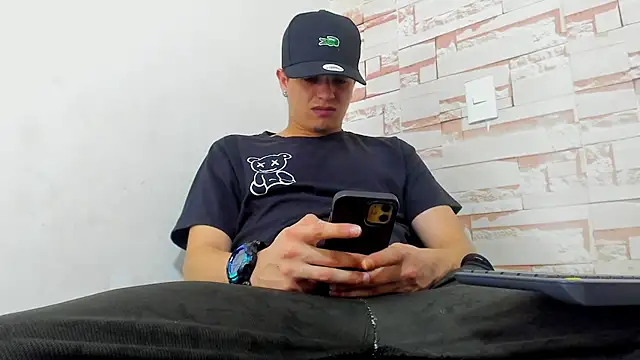 Themasterhades 777 online show from 09.22.25