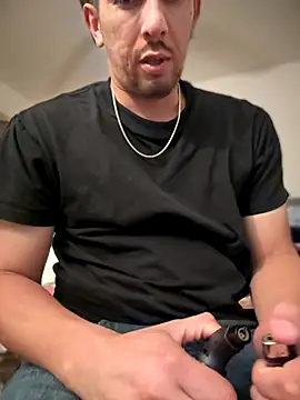 Snapshot of himNIGuys chatting on 10.14.25 himNIGuys online show from 10.14.25