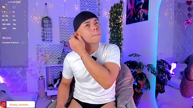 Snapshot of jhosepMoreno chatting on 04.10.26 jhosepMoreno online show from 04.10.26