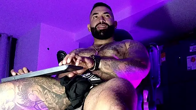 Max-prada online show from 02.18.26