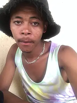 Snapshot of Tetrete chatting on 11.02.25 Tetrete online show from 11.02.25