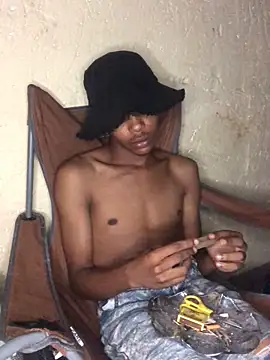 Snapshot of Tetrete chatting on 11.06.25 Tetrete online show from 11.06.25