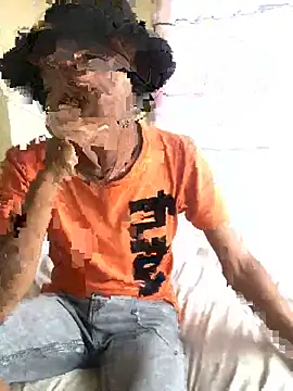 Snapshot of Tetrete chatting on 11.27.25 Tetrete online show from 11.27.25