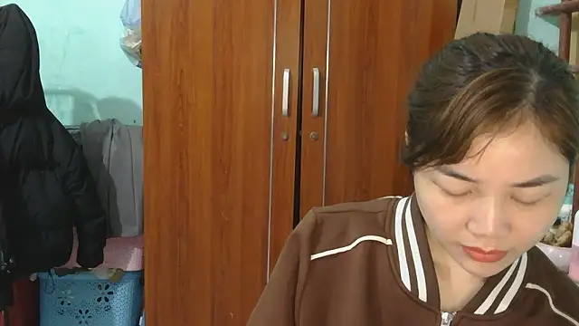 Uhem112 online show from 12.21.25