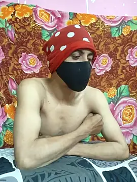 Seducing couple online show from 09.23.25