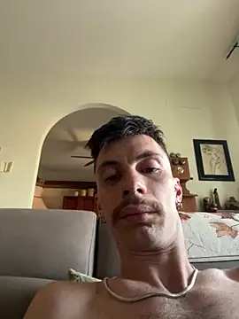 Lucamilano1991 online show from 04.18.26