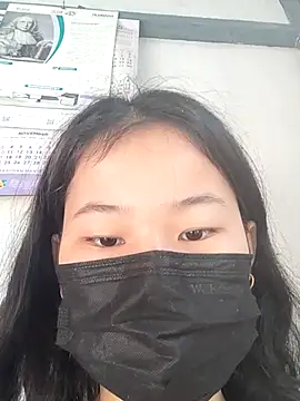 Snapshot of sia_143 chatting on 11.23.25 sia 143 online show from 11.23.25