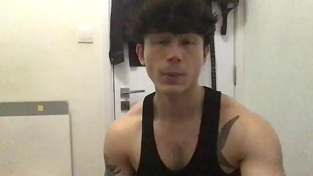 Snapshot of natenatejosh chatting on 09.10.25 natenatejosh online show from 09.10.25