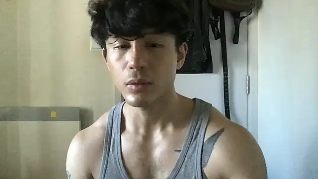 Snapshot of natenatejosh chatting on 09.13.25 natenatejosh online show from 09.13.25