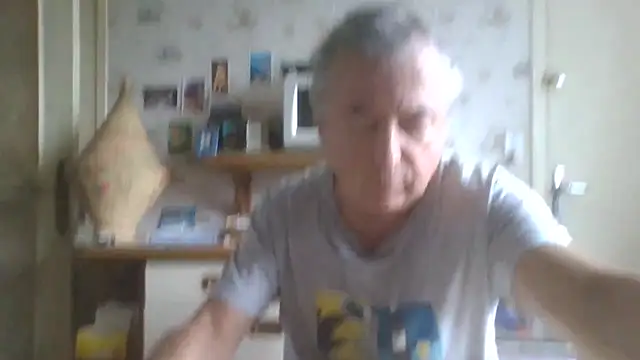 Snapshot of gegevincent chatting on 06.10.26 gegevincent online show from 06.10.26