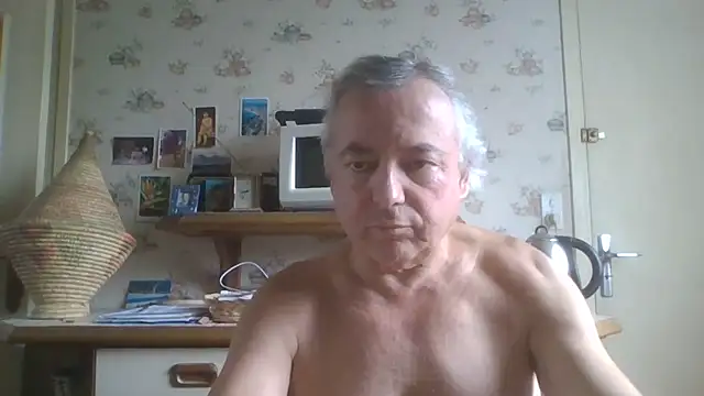 Snapshot of gegevincent chatting on 06.29.26 gegevincent online show from 06.29.26