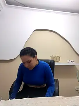 Abbyjoness21 online show from 10.22.25