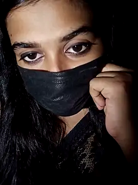 Snapshot of umairahaasan_1 chatting on 09.18.25 umairahaasan 1 online show from 09.18.25