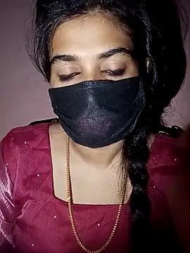 Snapshot of umairahaasan_1 chatting on 09.19.25 umairahaasan 1 online show from 09.19.25