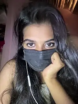 umairahaasan 1 online show from 04.15.26