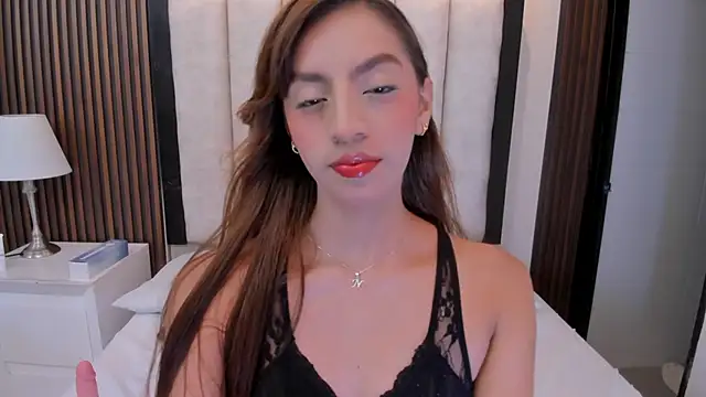 Nina young  online show from 11.28.25