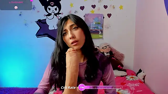 Alanaloiiss  online show from 10.08.25