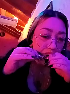 Dulcedeanis online show from 04.24.26