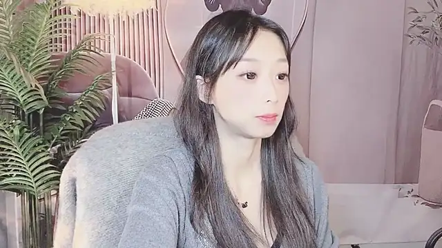 Snapshot of jiangjiang_caicai chatting on 11.08.25 jiangjiang caicai online show from 11.08.25