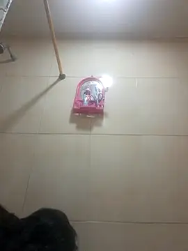 ValentinaBreats online show from 10.10.25