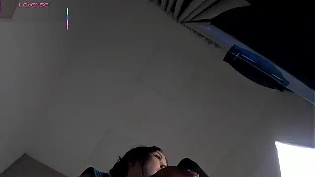 Lunaa bellaa online show from 10.27.25