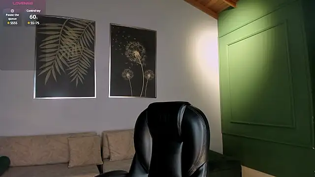 MeganScott online show from 12.05.24