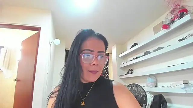 AlicePipper online show from 06.30.26