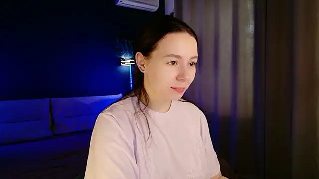 Snapshot of Di_na_Bell chatting on 05.07.26 Di na Bell online show from 05.07.26