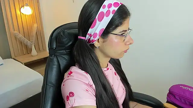 carlina 15 online show from 10.09.25