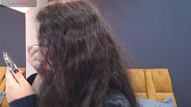 KendraaSimons online show from 11.26.25