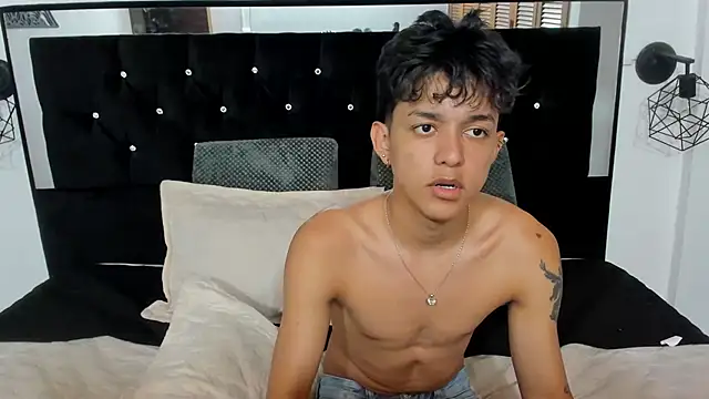 Sebas cat online show from 10.22.25