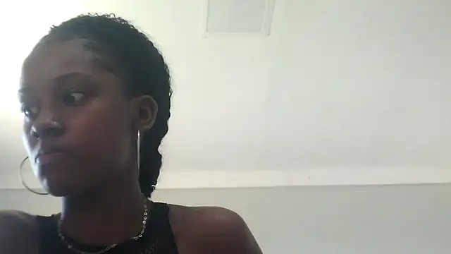 Snapshot of Ketpimentinha09 chatting on 12.22.25 Ketpimentinha09 online show from 12.22.25