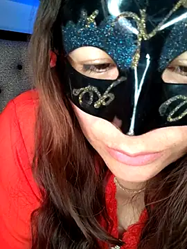 HotLaurha online show from 10.07.25