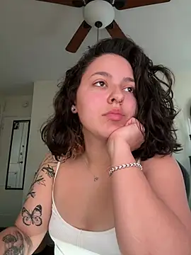 babykalirose online show from 04.10.26