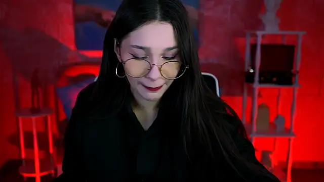 KimClarks  online show from 09.12.25