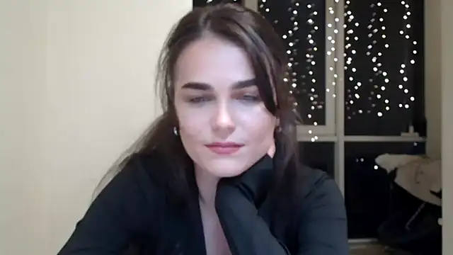 Silviaa a online show from 11.19.25