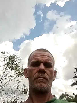 Snapshot of helldonk chatting on 09.11.25 helldonk online show from 09.11.25