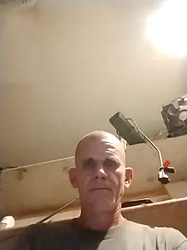 Snapshot of helldonk chatting on 09.14.25 helldonk online show from 09.14.25