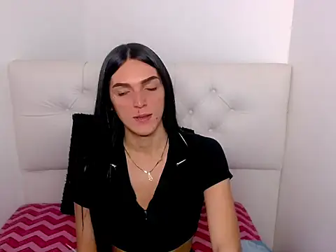 Snapshot of x_isabella_x chatting on 08.04.26 x isabella x online show from 08.04.26