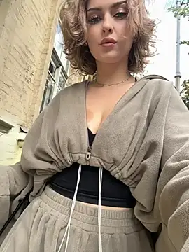 KellyKeler online show from 09.27.25