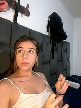 AllieYourGirl online show from 11.26.25