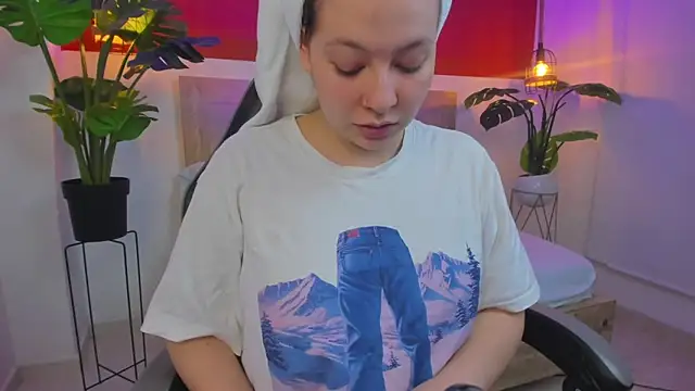 kitty sweeety  online show from 02.03.26