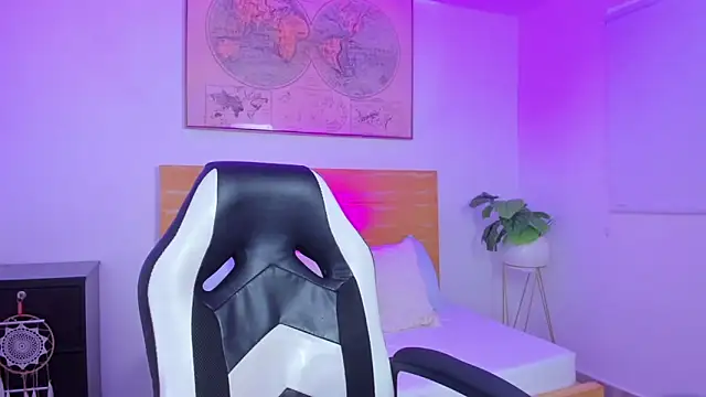 kitty sweeety  online show from 02.11.26